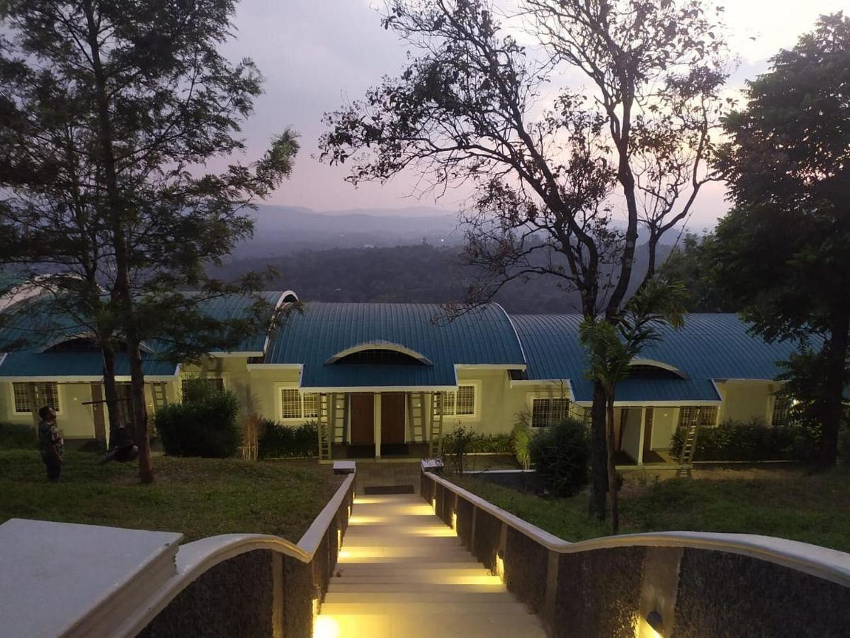 Windale Resorts Pooppara Exterior photo