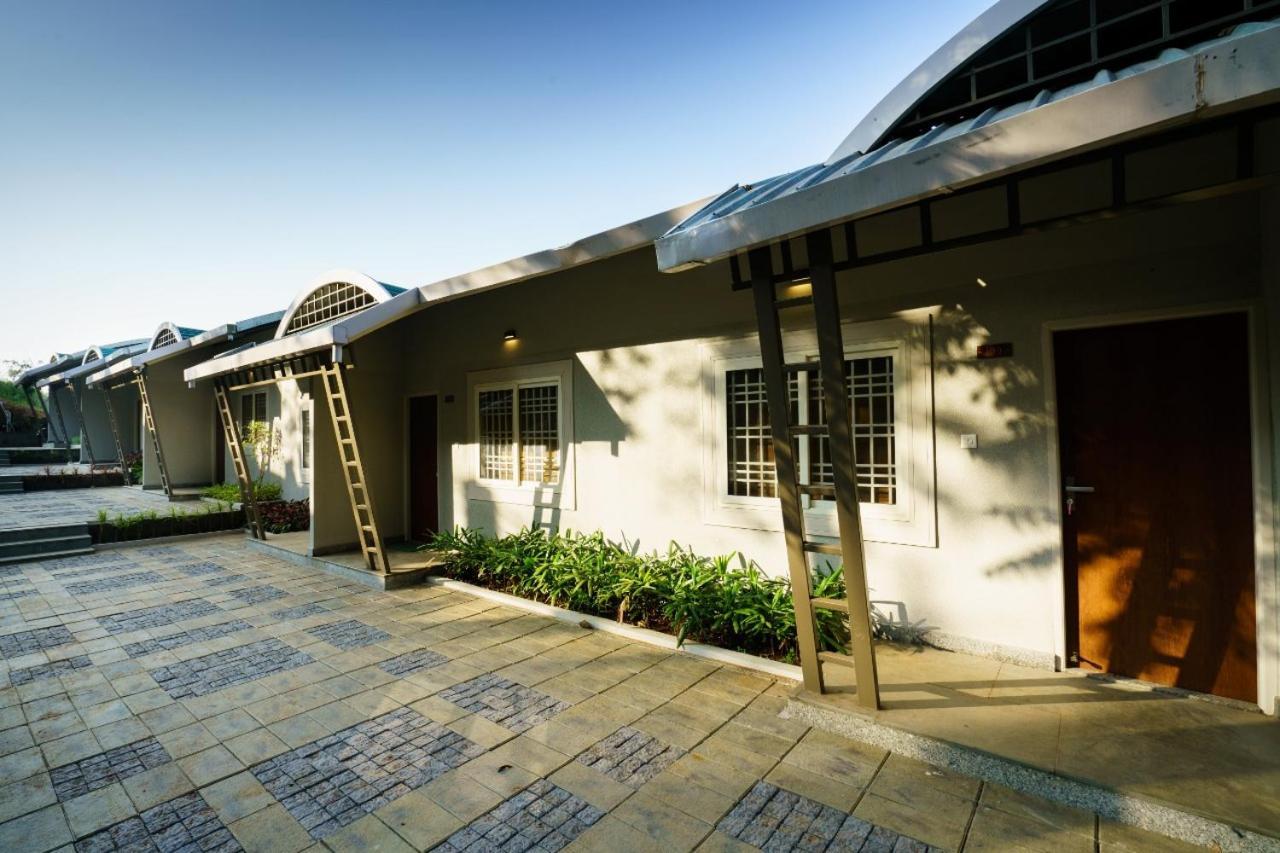 Windale Resorts Pooppara Exterior photo