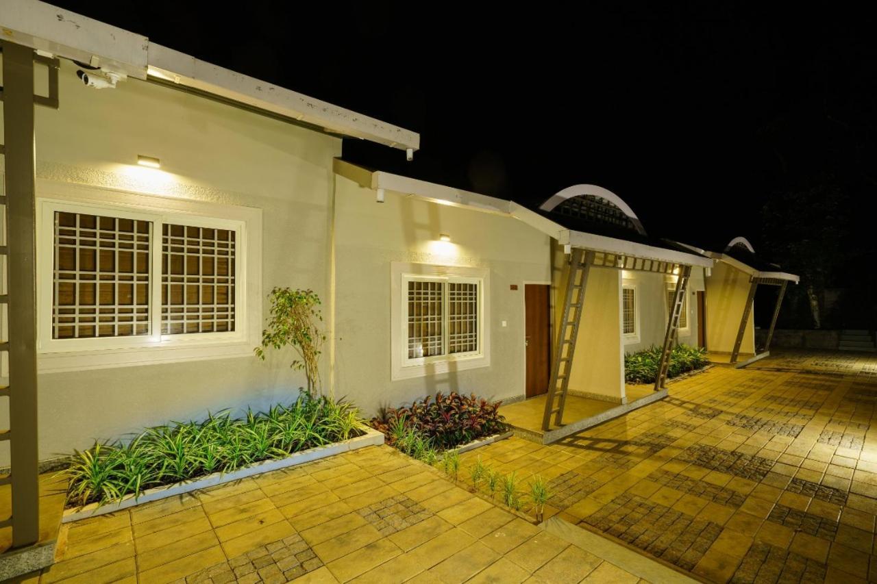 Windale Resorts Pooppara Exterior photo